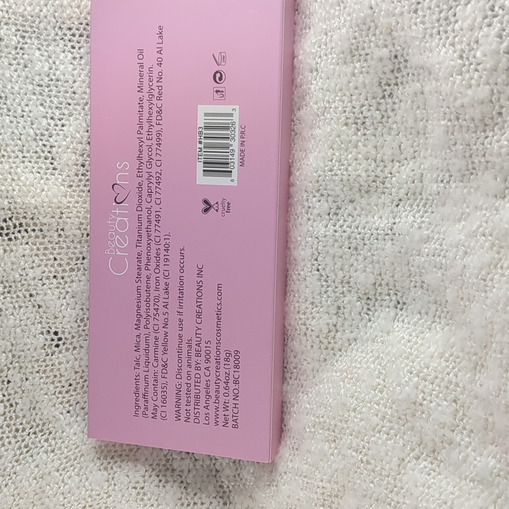 BEAUTY CREATIONS Cali Glow Highlighter Palette, 18g/0.64oz - Picture 12 of 13